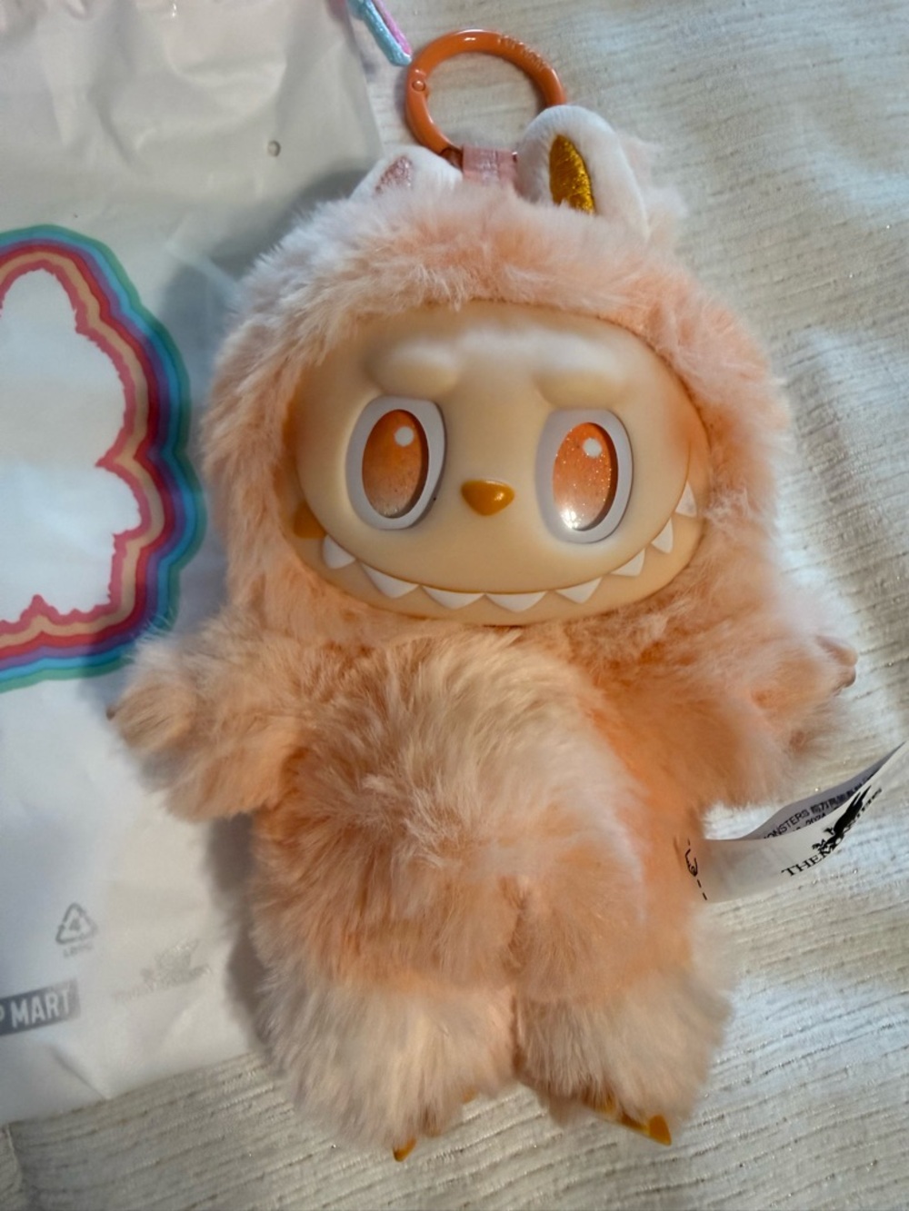POP MART Monsters Big Into Energy Series Labubu HAPPINESS Figure Open Box - Picture 3 of 4